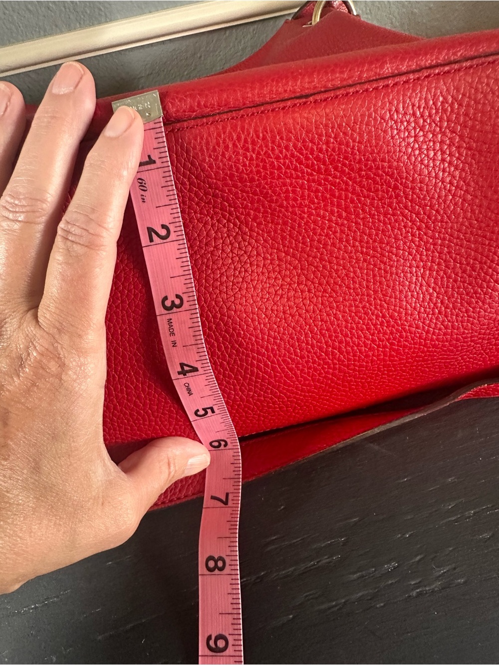 Gucci SoHo Red Pebbled Leather Hobo crossbody Bag with Embossed Logo - Picture 15 of 15